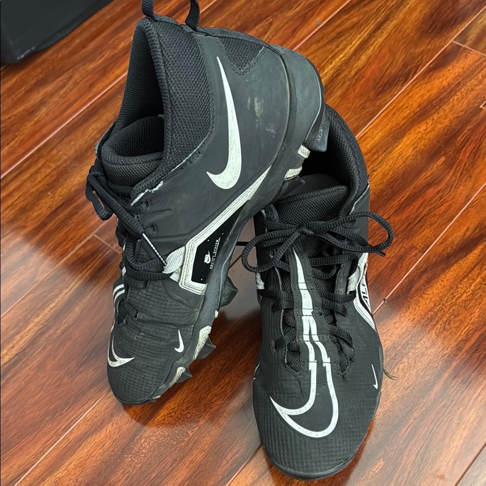 Nike Black and White Sports Cleats